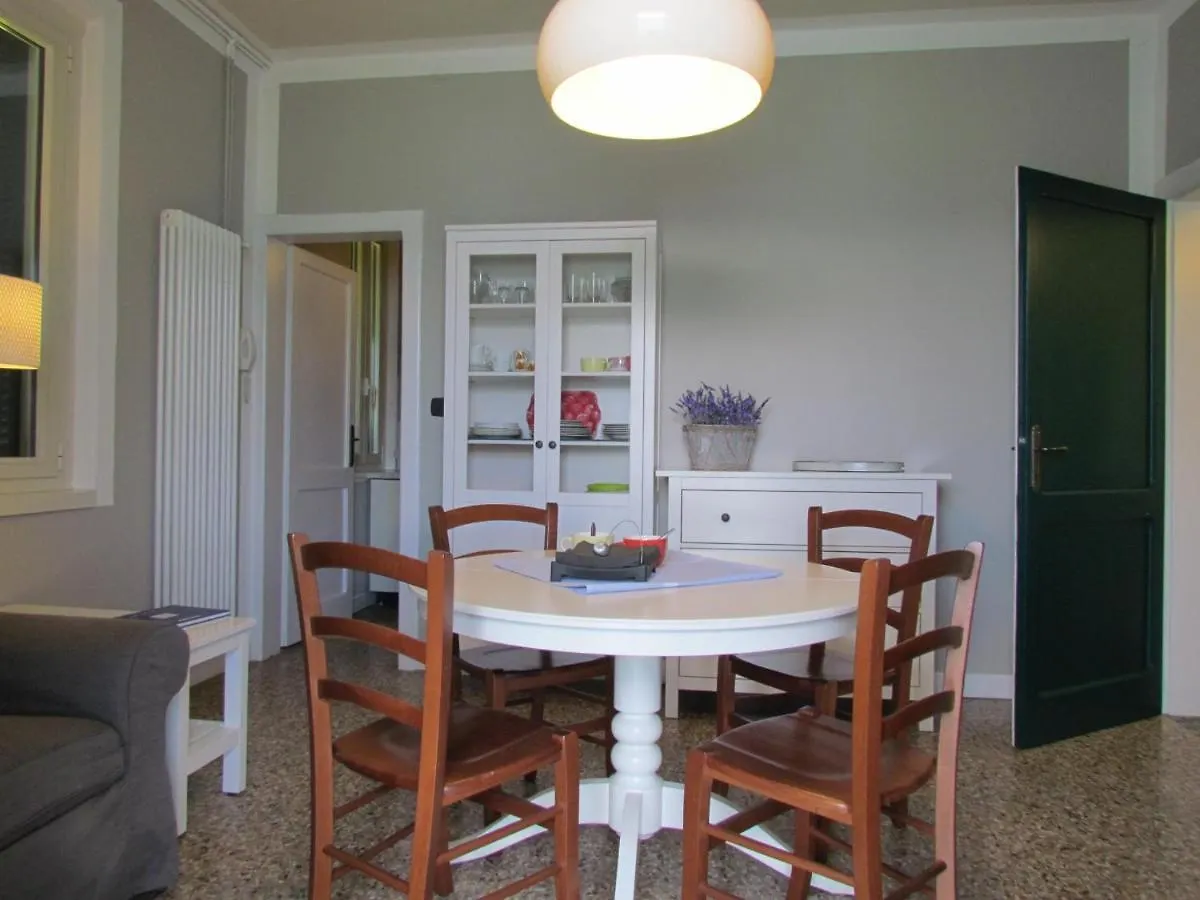 Daire Nido Alla Riva - Rondine Ferienwohnung Pianello Del Lario İtalya