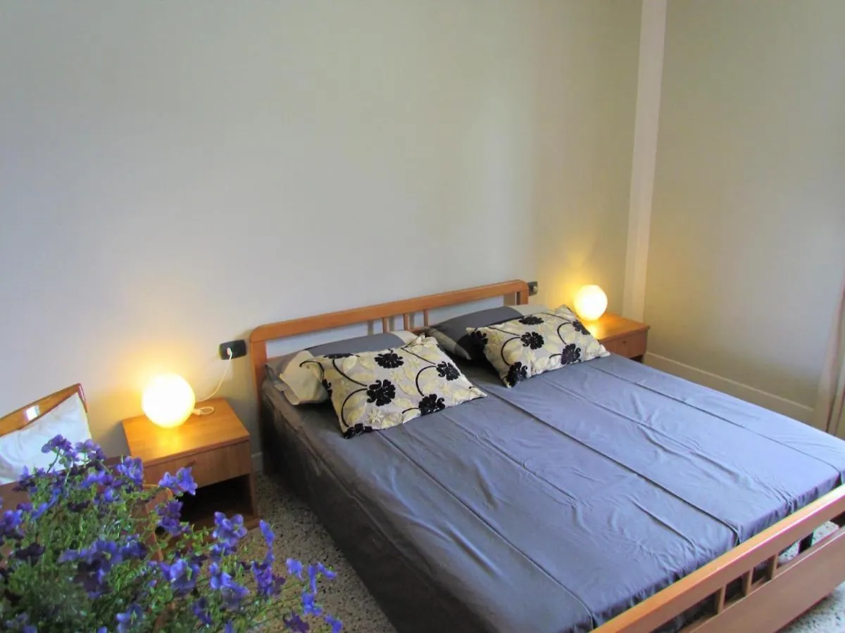 Nido Alla Riva - Rondine Ferienwohnung Pianello Del Lario 0*,  İtalya